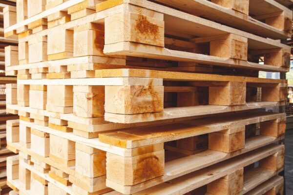 木製パレットの品質と耐久性について